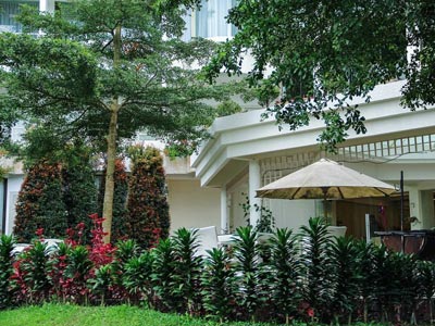 Sumatra Berastagi Grand Mutiara Hotel jardins