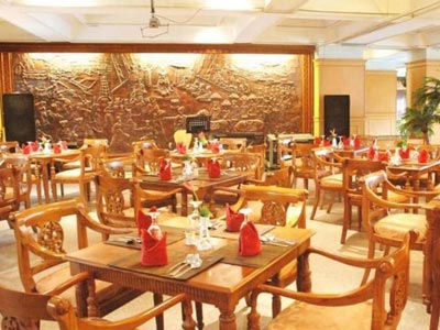 Sumatra Bukit Tinggi Hotel Royal Denai restaurant